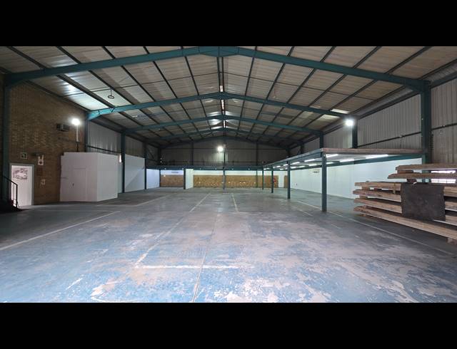 750M² WAREHOUSE FOR SALE IN SPARTAN